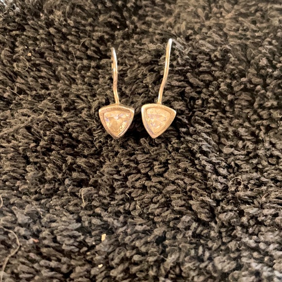 🪀Pair of silver and CZ earrings🪀 - Picture 2 of 3